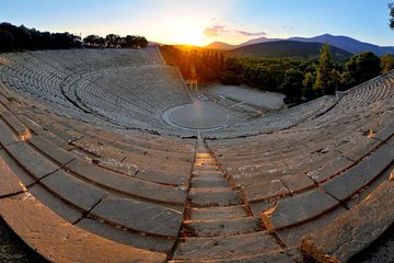"Exporing Argolis: Full-Day Tour in Mycenae & Nafplio"