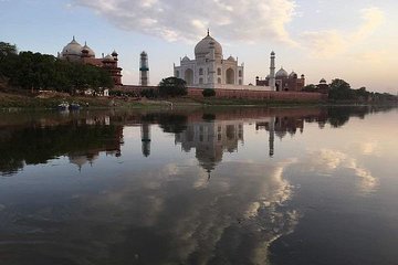 Taj Mahal Tour All Inclusive Private Tour from Delhi