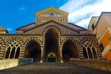 Amalfi Coast Tour from Sorrento: Private Day Trip with Local Driver