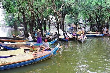 Private Kampong Phluk Village boat trip