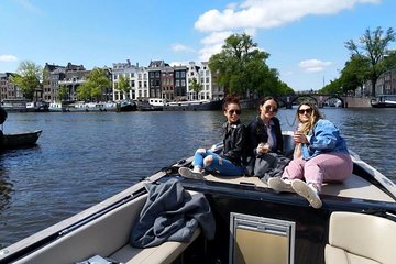 Open Boat Cruise. 60 minute incl. first drink. Live guided tour!