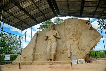 All Inclusive Day Tour to Polonnaruwa Ancient City From Sigiriya