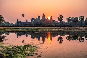 Siem Reap Sunrise Small-Group Tour of Angkor Wat - Free Hotel Pickup/Drop Off