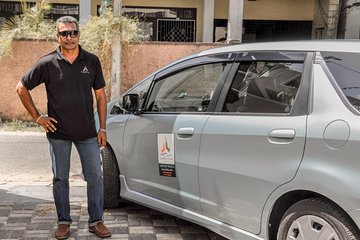 Colombo (CMB) Airport to Nanu Oya City Private Transfer