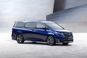 Arrival Private Transfer Chongqing Airport CKG to Chongqing City by Minivan