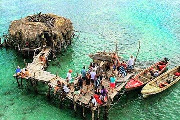 Pelican Bar and Ys Falls Private Tour 