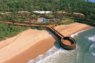 North Goa Sightseeing: Beaches, Forts & Fun