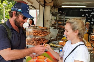 Walking tour, cable car & fruit tasting