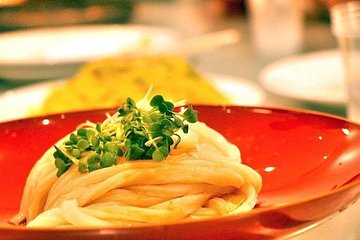 Traditional and ordinary Japanese udon cooking class in Asakusa, Tokyo [The only udon artist in the world teaches]