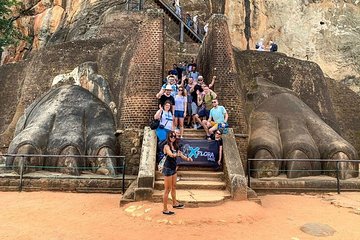 All Inclusive Sigiriya Rock Fortress and Dambulla Cave Temples Private Day Trip