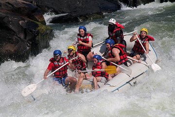 White Water Rafting (Zambezi River - Zimbabwe)