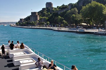 Istanbul Lunch Cruise on Bosphorus and Black Sea