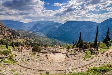Delphi Private Tour from Athens: A Trip at the Navel of the Earth