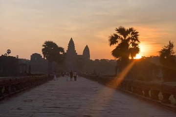 Angkor Wat Sunrise Tour By TukTuk 