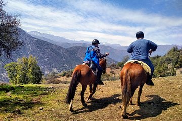 Authentic horseback ride with Chilean Cowboys in the Andes close to Santiago!