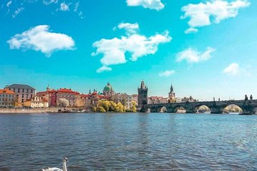 Explore Prague in 60 minutes with a Local