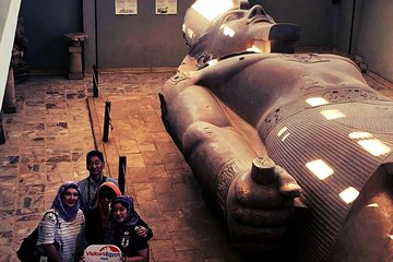 Private Day Tour at Pyramids, Memphis, Sakkara and Dahshur