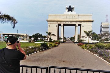 Accra Slave Castle and City Private Tour with Pick up