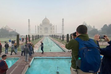 Tajmahal And Agra Fort Tour By Super Fast Train - All Inclusive