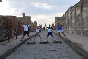 Pompeii tour and wine tasting