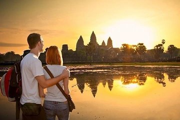 Angkor Wat Private Tour with Sunset Watching
