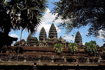 Temple Classic Tour-Small circuit tour of Angkor Archaeological Park-Siem Reap