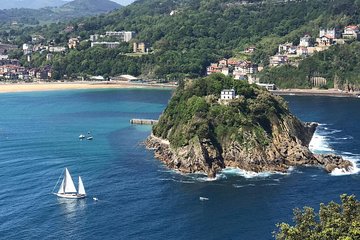 Private Sailing San Sebastian classic yacht