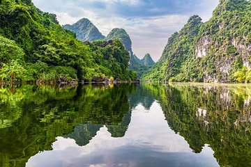 Hoalu/Tuyet Tinh Coc -Tam Coc/Bich Dong small group with boating,biking,climbing