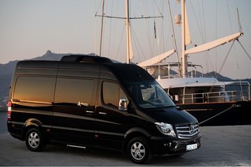 Private Transfer from Santorini Airport to Santorini