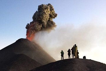 Overnight Adventure !!Hike Acatenango Volcano 