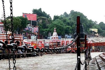 Taj Mahal With Haridwar & Rishikesh Best Holy Land Tour 6 Days