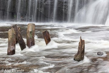 Kulen Waterfall and 1000 Linga River tour from Siem Reap