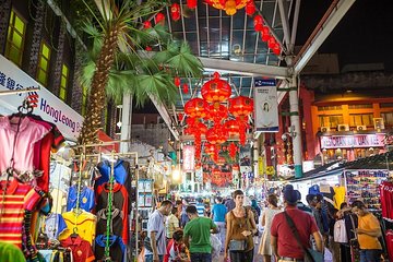 Discover The Best of Kuala Lumpur by Night
