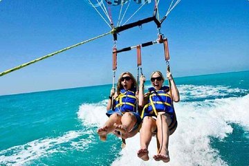 Hurghada: Parasailing Adventure with Hotel Pickup