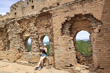 Beijing Layover Tour to Mutianyu Great Wall, 798 Art Zone and Airport Transfers