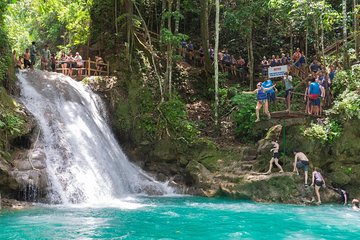 Blue Hole Ocho Rios (Island Gully Falls)