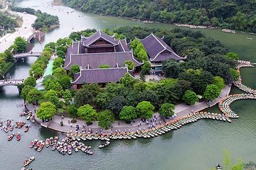 Bai Dinh -Trang An small group with boating,caving and buffet lunch