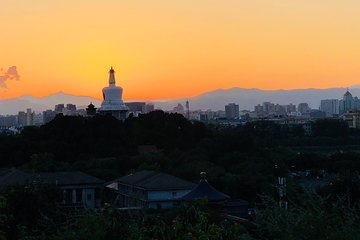 4-Hour Private Tour of Jingshan Park, Lama Temple and Hutong