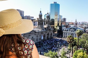 Half Day Guided City Tour in Santiago - Small Groups - Multi Language