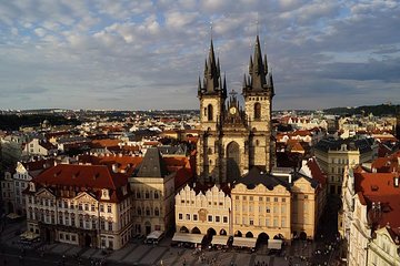 Professional Guides Walking Tours-Prague Day&Night (1-2pers)