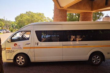 Transfers between Victoria Falls Airport and Victoria Falls Hotels