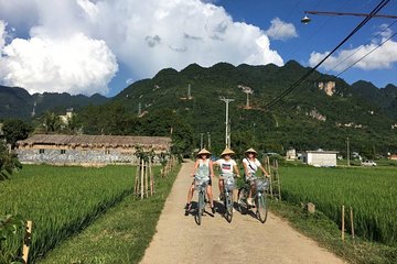 Mai Chau 2 Days 1 Night Classic Tour (Biking - Thai Traditional Dance)