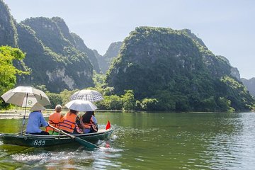 1 Day Private Ninh Binh Tour from Hanoi: Bai Dinh and Trang An 