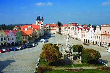 One way transfer from Prague to Vienna with optional stop at Telc (UNESCO)