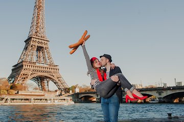 Eiffel Tower Morning Tour by Elevator Optional Summit & Seine River Cruise
