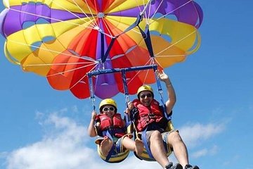 Enjoy Flying With Parasailing IN Hurghada