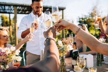 Full-Day Private Guided Tour of Champagne wih Hotel Pickup