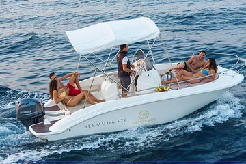 Private full Capri Tour from Sorrento on an 18ft Smart boat