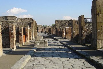 Transfer to the Archaeological Park of Pompeii