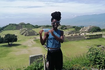 Monte Alban Guided Half Day Tour